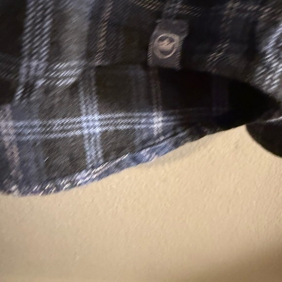 Peter Millar Blue and White Casual Button Down Shirt - Picture 4 of 7